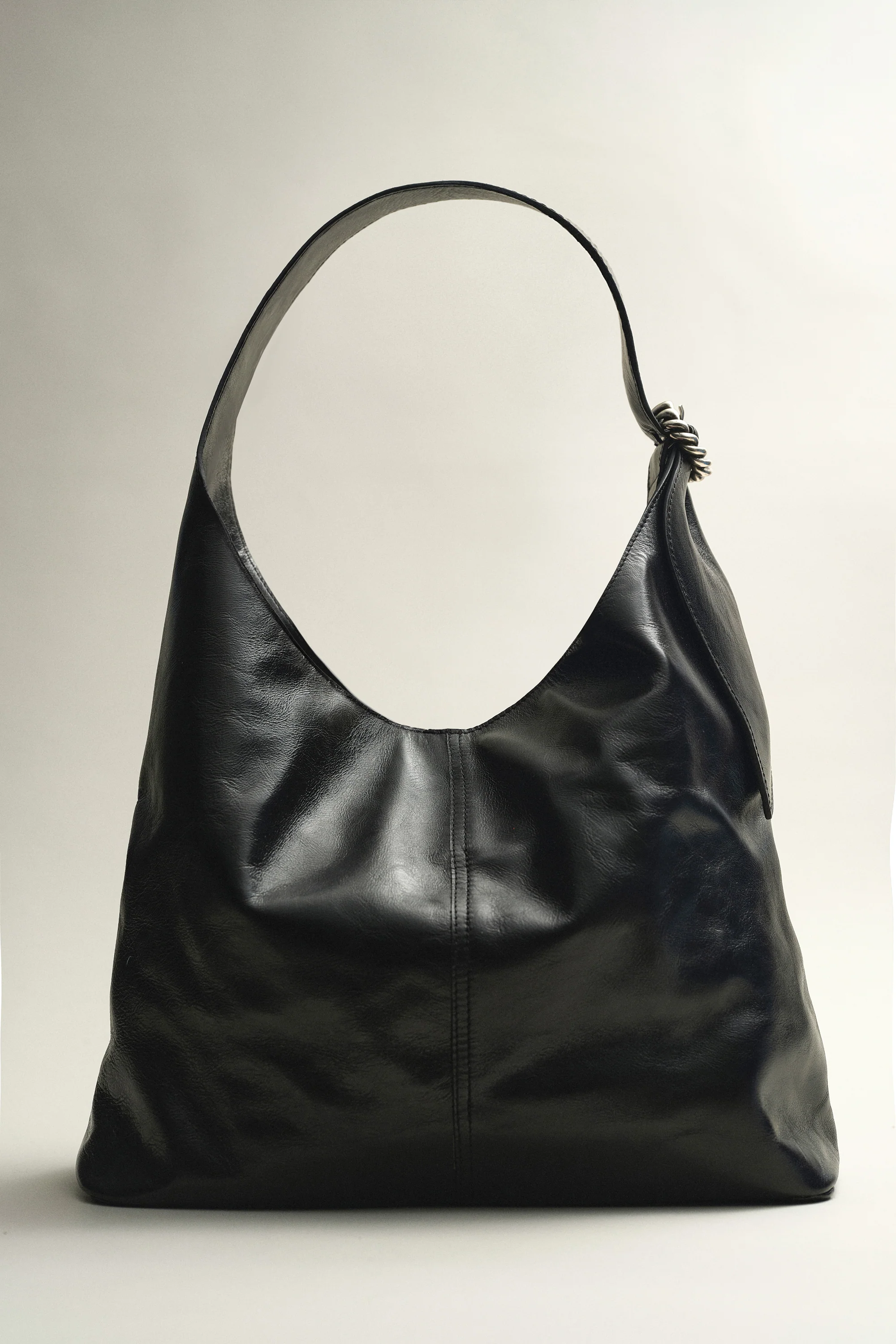 SAC GABRIEL EN CUIR NOIR - Image 2